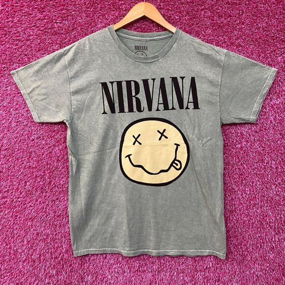Nirvana Nevermind Smiley Face tshirt size large - Picture 1 of 4